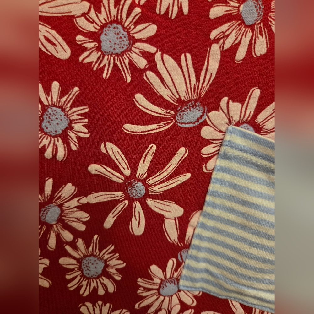 Red Floral Tee - Picture 4 of 7
